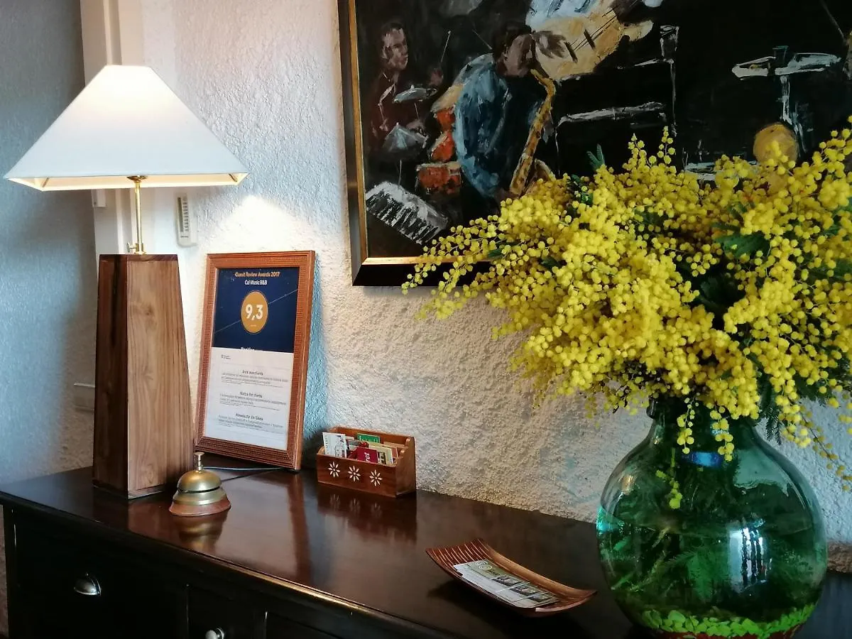Frühstückspension Cal Music B&B Premia De Dalt